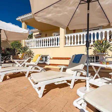 Penthouse With Pool, Jacuzzi And Zen Garden - Only 5min To Town