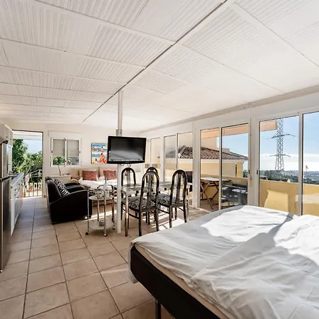 Penthouse With Pool, Jacuzzi And Zen Garden - Only 5min To Town * Estepona