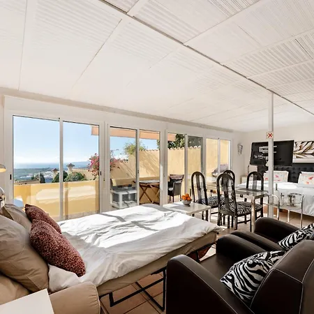 Penthouse With Pool, Jacuzzi And Zen Garden - Only 5min To Town *