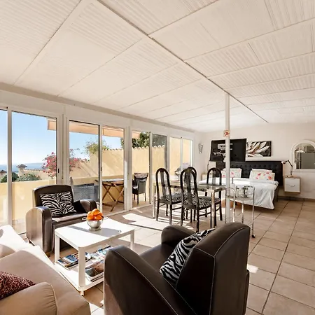 Apartment Penthouse With Pool, Jacuzzi And Zen Garden - Only 5min To Town Estepona
