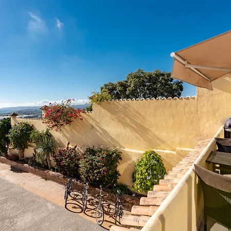 Apartment Penthouse With Pool, Jacuzzi And Zen Garden - Only 5min To Town Estepona